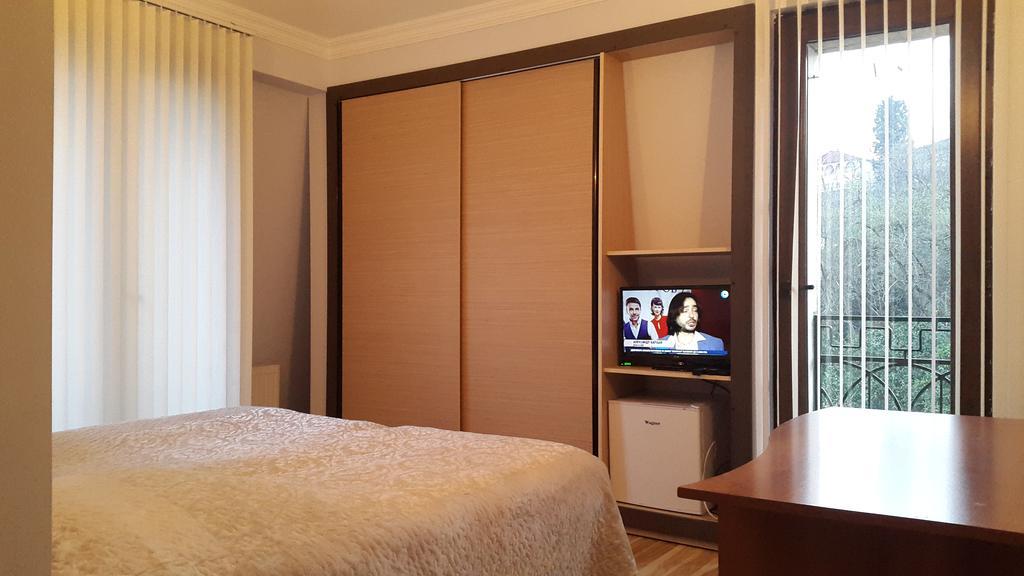 Lasha Guest House Makhinjauri Extérieur photo