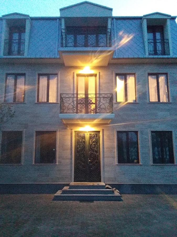 Lasha Guest House Makhinjauri Extérieur photo