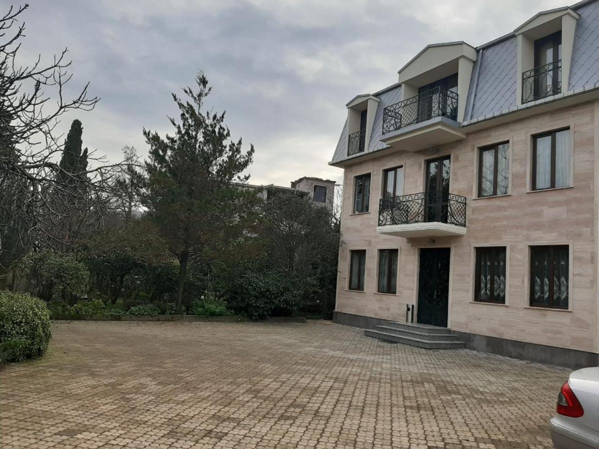 Lasha Guest House Makhinjauri Extérieur photo